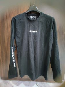 FUARARK Black Long Sleeve Tee