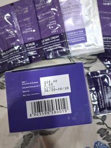 Vedic Line Hand &amp; Leg Manicure &amp; Pedicure( Unused)