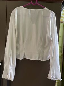 Chic White V-Neck Blouse