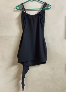 Chic Black Mini Dress . size - S
