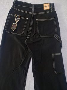 Contrast Stiched Cargo Pants