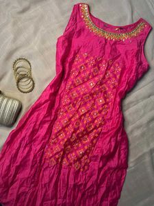Vibrant Pink Embroidered Kurta