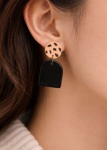 199❎99✔️major price drop on Combo of two ear