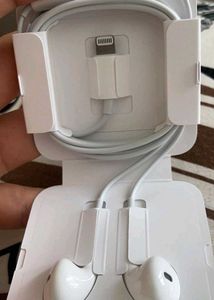 FESTIVAL 🧧 SALE 🍎APPLE EARPODS LIGHTNING CONNECT