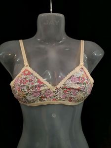 brand new bra size 28