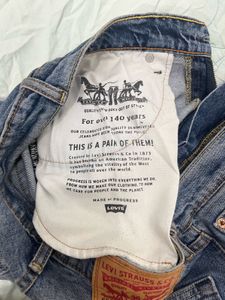 Men's Blue Distressed Denim Jeans