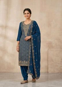 Heavy embroidery full patiyala suit dupatta