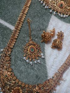 Elegant Gold Plated Jewelry Set