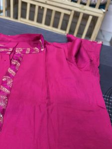Elegant Pink Kurta with Embellished Neckline