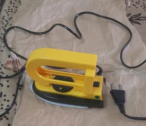 Portable Iron Travel Press