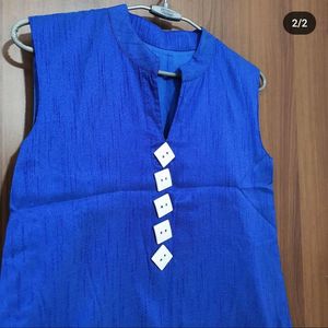 Blue Sleeveless Kurta