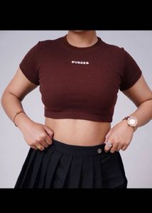 burger bae crop tee