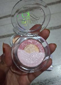 3 color biscuit eyeshadow shade 01 &amp; 03