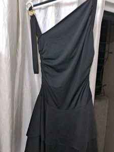 backless Chic Black One-Shoulder Ruched Dress✨️🔥