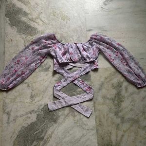 Berrylush Floral Crop Top