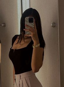 Chic Black Fitted Top