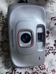 Vintage 35mm Focus Free Film Camera