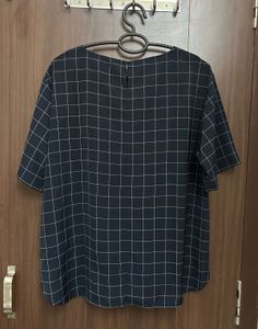 IMPORTED Chic Grid Print Top