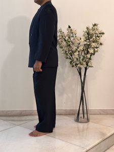 Men’s Navy Blue Pinstripe Double-Breasted Suit | C