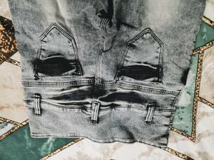 Stylish Grey Washed Jeans