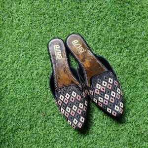 Glitter Fancy Slip On Footwear For Ethnic Wear