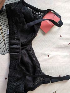 Elegant Black Lace Bra