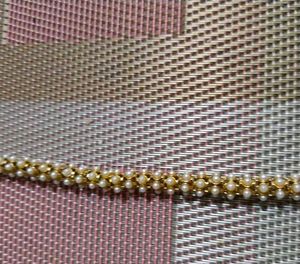 Elegant Pearl & Gold Necklace