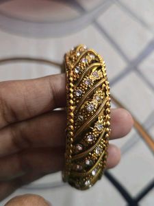 Gold-tone Bangle Set