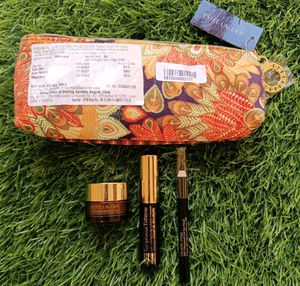 Estee Lauder Lit