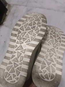 Stylish Cream Sneakers