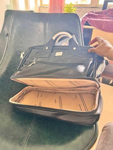 Stylish Men's Briefcase-Perfect for Work &amp; Travel