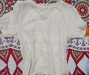 Chic White Eyelet top