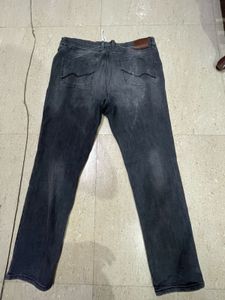 Bugatti Original Distressed Gray Jeans