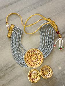 New,Gray Color , Crystal Choker...