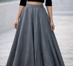 Elegant Grey Full Skirt