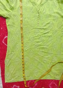 Light Green Chikankari शॉर्ट कुर्ती short Kurta