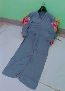 Embroidered Grey Kurta