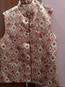 Elegant Red &amp; Cream Ethnic Nehru Jacket with Ikat-
