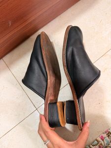 Chic Black Leather Moccasins