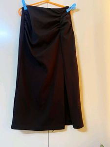 Zara Chic Ruched Black Midi Skirt