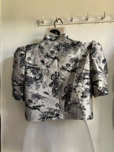 Chic Printed Crop Top