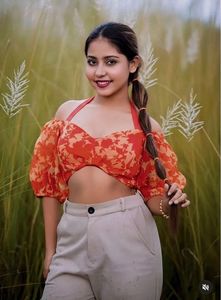 Chic Floral Print Smocked Crop Top