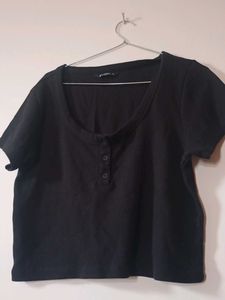 Zudio Black Ribbed Henley Crop Top