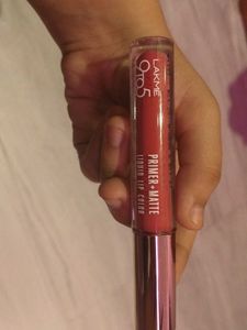 Lakme 9 to 5 Primer+Matte Liquid Lip Color