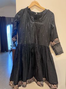 Elegant Black Kurta Set with Embellishments