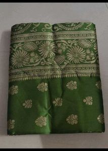 Beautiful Green Banarasi Silk Saree brand new
