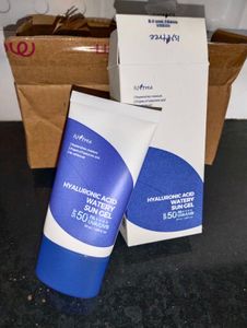 Suncream Isntree Korean Brand
