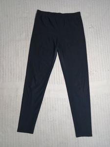 New GYM trouser For Girls Stylish And All Black