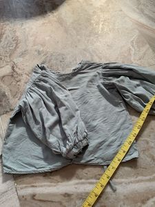 Women's Grey Puff Sleeve Top