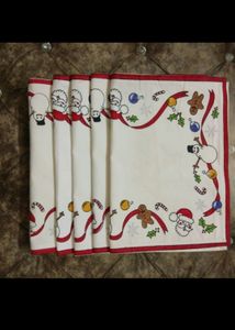 Dinning table mats